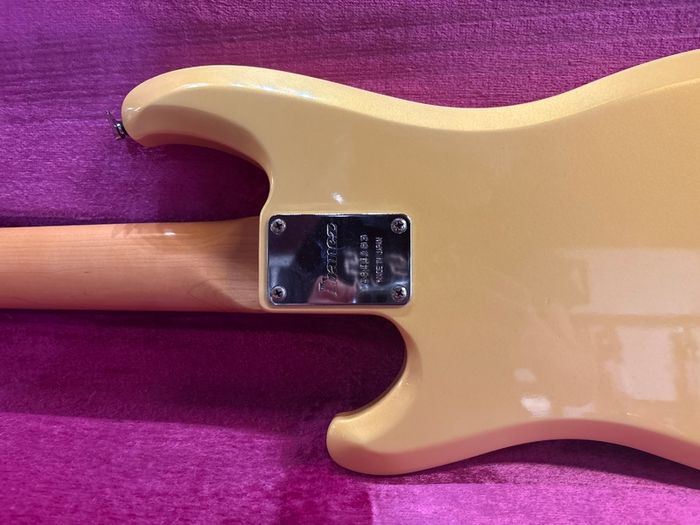 Ibanez RB888 Roadstar II "Bean" Bass Pearl White 1984