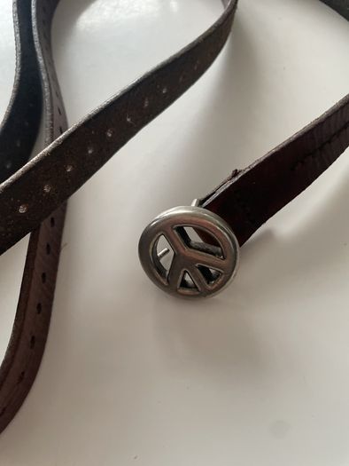 Vintage 1970's Thin Tooled Leather Peace Belt.