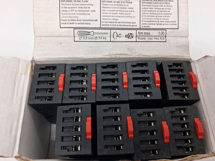 Postage - Lot of 9 Schneider Electric RUZC2M