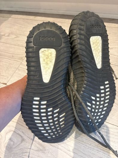 yeezys in great condition