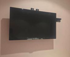 Philips 24 Inch TV & Wall Bracket