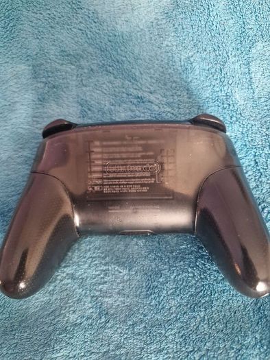 Official Nintendo Switch Pro Controller (Black) - Great Condition / Genuine