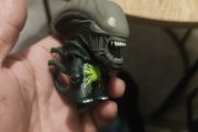 Alien VS Predator AVP Titans 4.5" Tall Vinyl Figure Xenomorph!