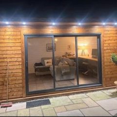 Outhouse - Garden Room