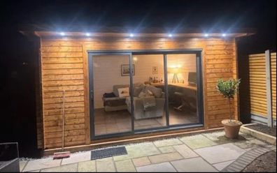 Outhouse - Garden Room