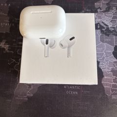 Apple AirPods Pro 1st gen