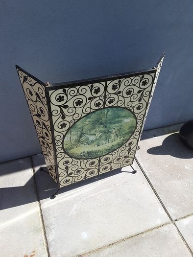 Vintage fire guard