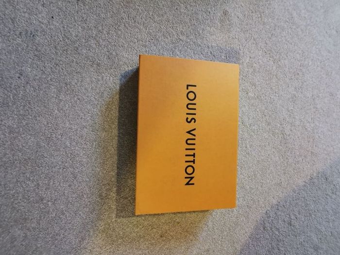 Louis Vuitton box