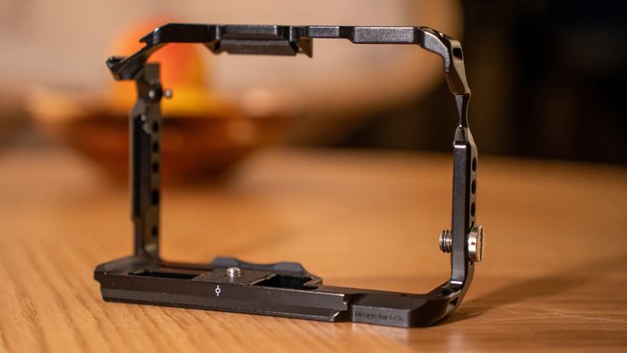 SmallRig 3784 Panasonic Lumix GH6 Full Cage with NATO Rail/Cold Shoe/ARRI