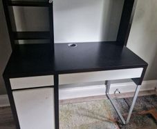micke table
