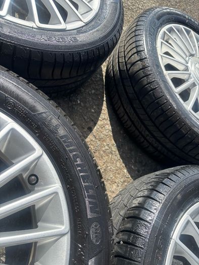 Volkswagen Alloy Wheels with Michellin tires