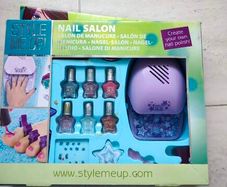 Nail Salon