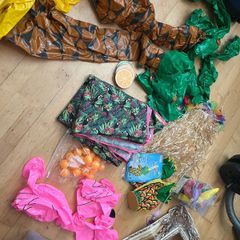 Tropical party accessories