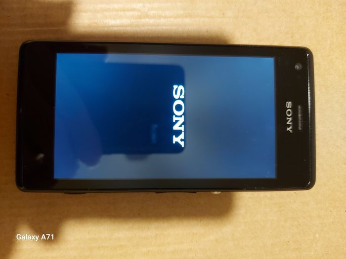 Sony Xperia M, Model C1905 in excellent cosmetic condition, Pin Locked, For parts or repair