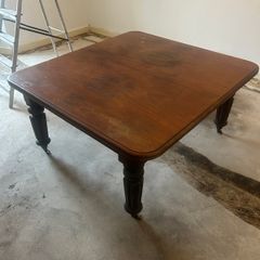 Extendable Solid Wooden Dining Table Vintage Style