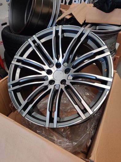 21" Porsche Macan alloy wheels wider rears Dublin 12 /mobile service Finance Available