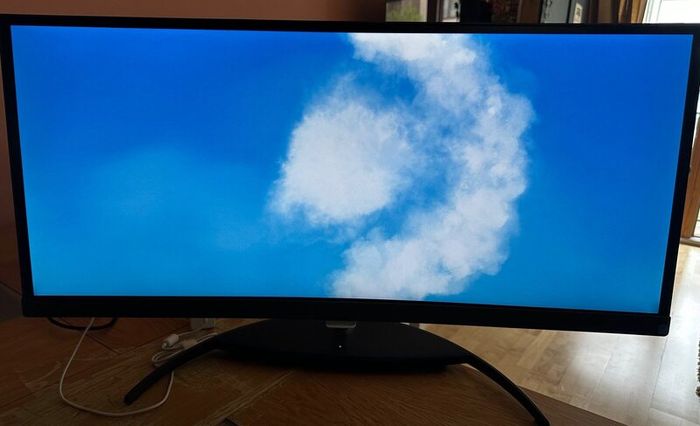 Philips 34 Curved UltraWide Monitor (3440x1440)