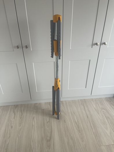 Hangaway Clothes Hanger
