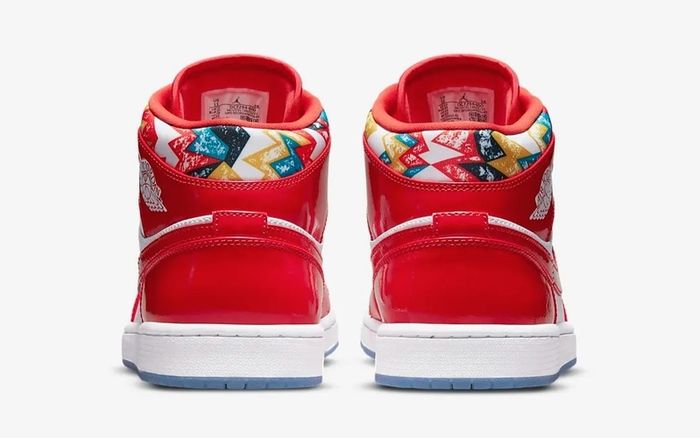 Air Jordan 1 Mid SE