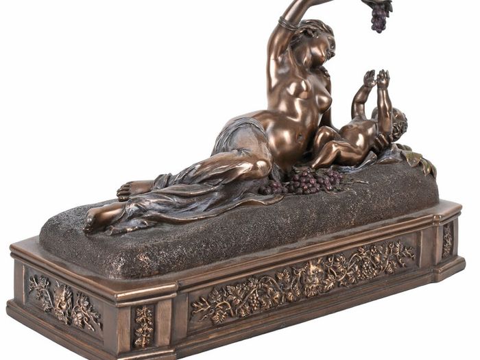 VENUS & CUPID SCULPTURE IN OLD MASTER STYLE ANTIQUE Dreamlike collector's item / based on  original by Veronese & signed