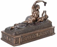 VENUS & CUPID SCULPTURE IN OLD MASTER STYLE ANTIQUE Dreamlike collector's item / based on  original by Veronese & signed