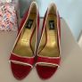 Woman's shoe's size 6 Image 5