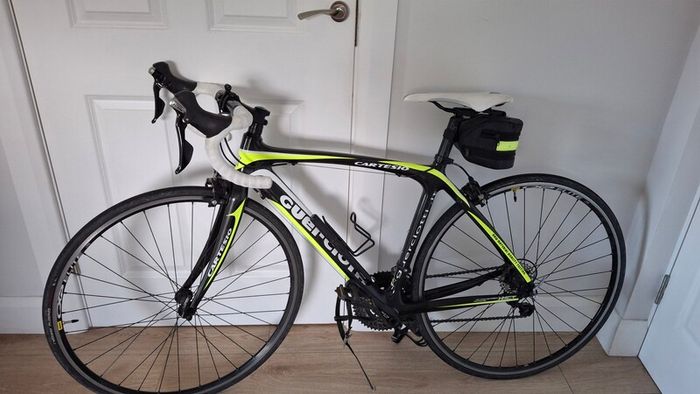 carbon road bike