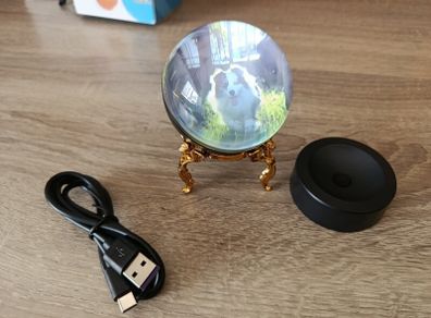 crystal ball that plays videos and pictures