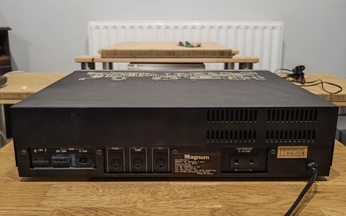 Magnum R-3001 receiver stereo hifi
