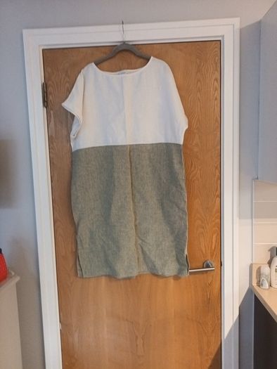Bundle  Of Ladies Dresses,  Trousers & Jumpers & 1 Blouse. 8  Items.  S. 14