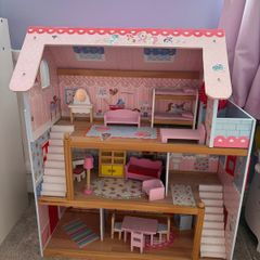 Dollhouse