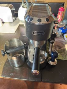 De Longhi Coffee machine