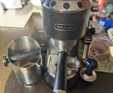 De Longhi Coffee machine