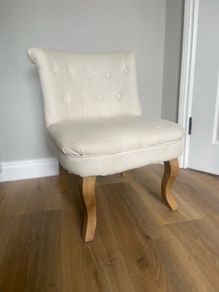 Occasion Chair