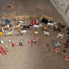 Shleich horse bundle