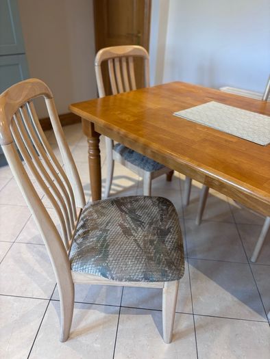Beech kitchen table & 4 chairs