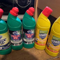 Bath Gel and Bleach