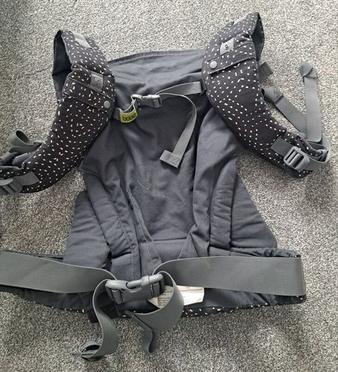 Baby carrier
