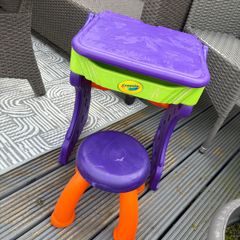 Crayola my first Easel