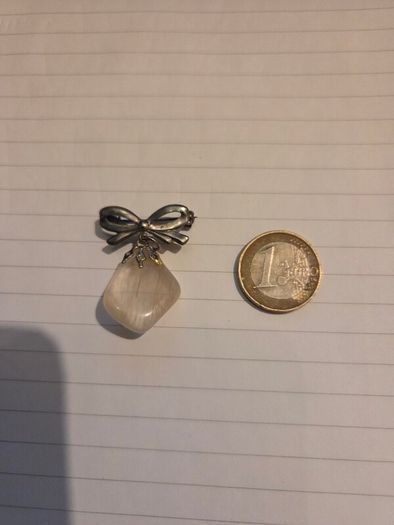 Vintage Ladies Brooch