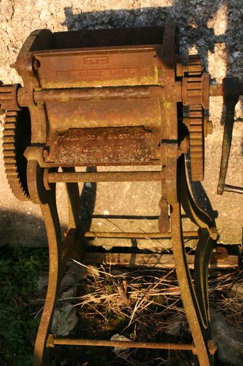 Antique Oil Cake Mill - Thompson Brothers  Vexford Antique Milling Machine