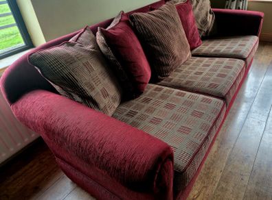 3 seater and 2 seater couch