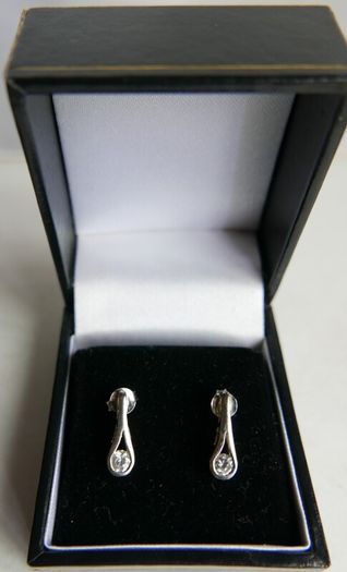Vintage Sterling Silver 925 CZ Loop Drop Earrings 1,54g