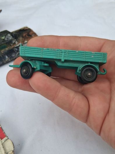Vintage Diecast Toy Collection (Dinky,Lesney,Mecanno,Corgi) 22 Pieces