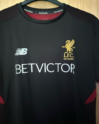 Liverpool 2017 New Balance Training top 2 size XL 125 Anniversary