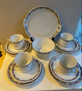 Bargain  buy Pretty Vintage Continental fourteen piece tea set