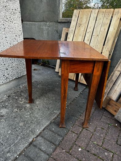 foldable table