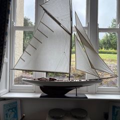 Sail boat model