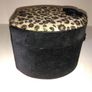 Velvet Round Jewellery Box Image 8