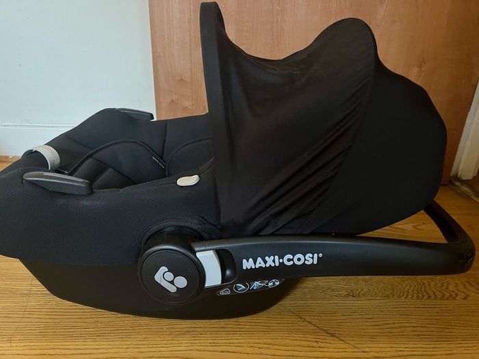 Maxi-Cosi CabrioFix i-size Infant Car Seat